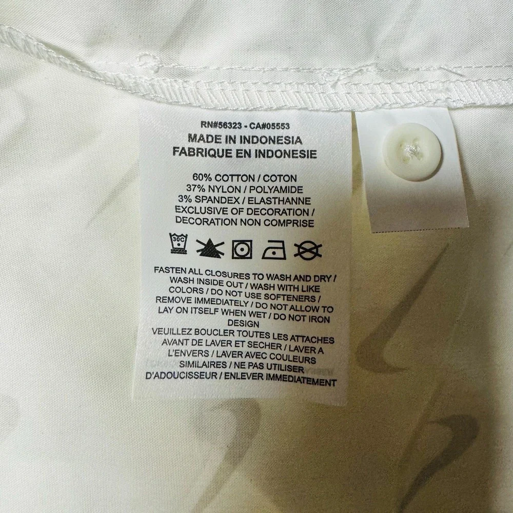 Nike Sportswear Everyday Modern Woven Top White Swoosh Print Womens‎ Size Medium